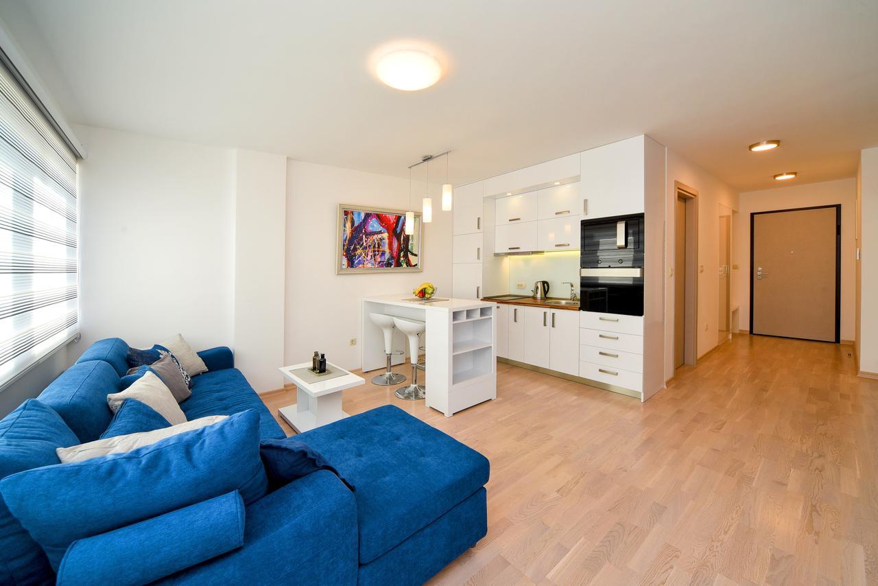 Lux Beach Apartment Budva Bagian luar foto